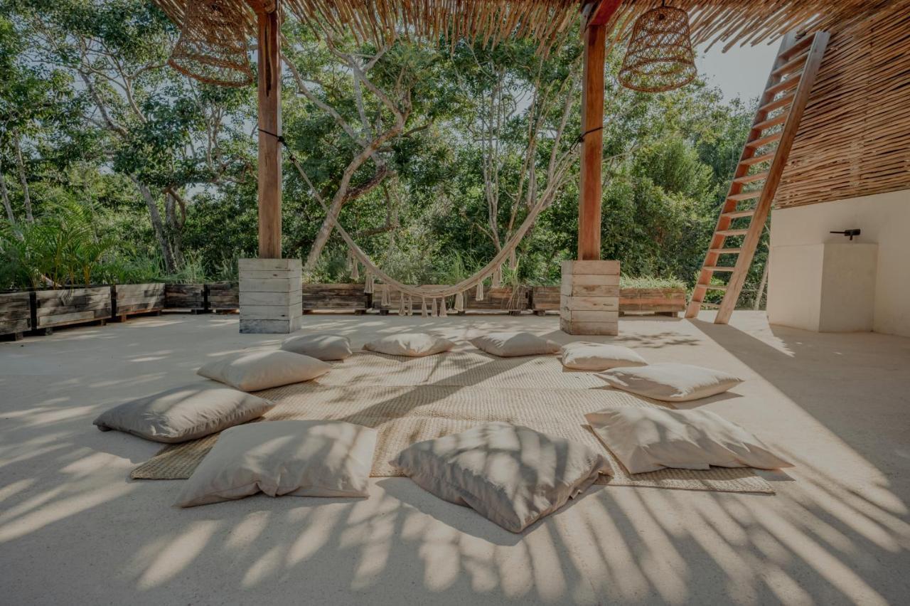 Naum - Secluded Villa With Private Cenote Tulum Pueblo Buitenkant foto