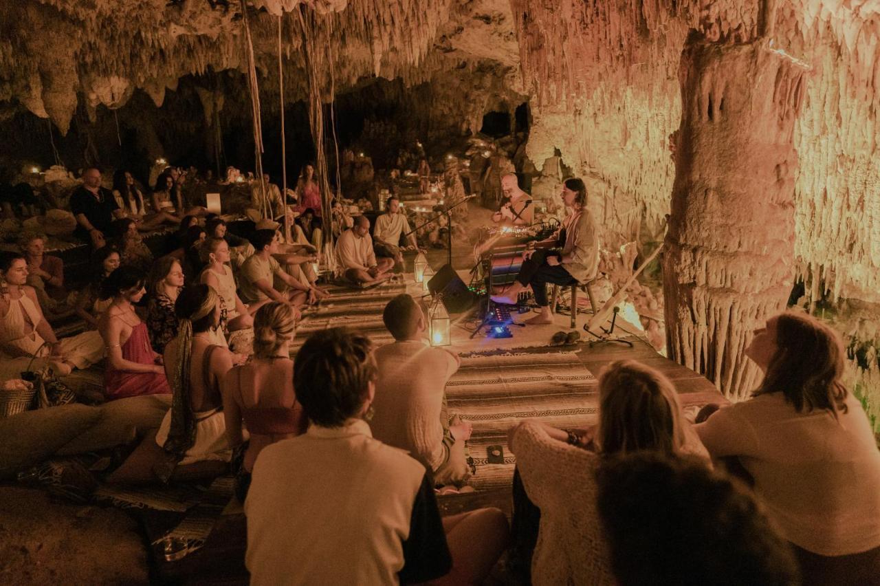 Naum - Secluded Villa With Private Cenote Tulum Pueblo Buitenkant foto
