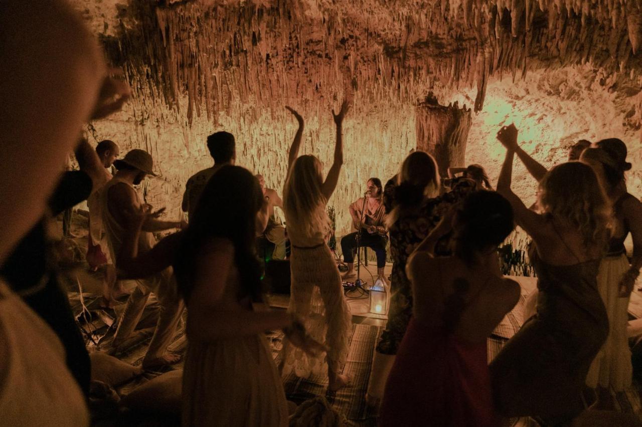 Naum - Secluded Villa With Private Cenote Tulum Pueblo Buitenkant foto