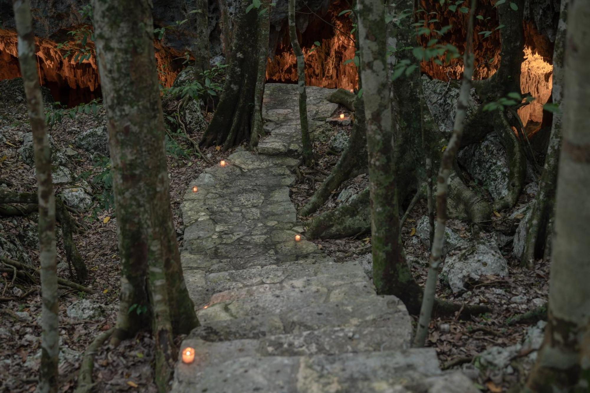 Naum - Secluded Villa With Private Cenote Tulum Pueblo Buitenkant foto